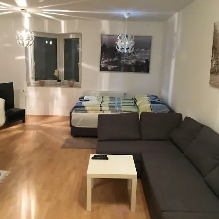 Appartement Apartman Platan *